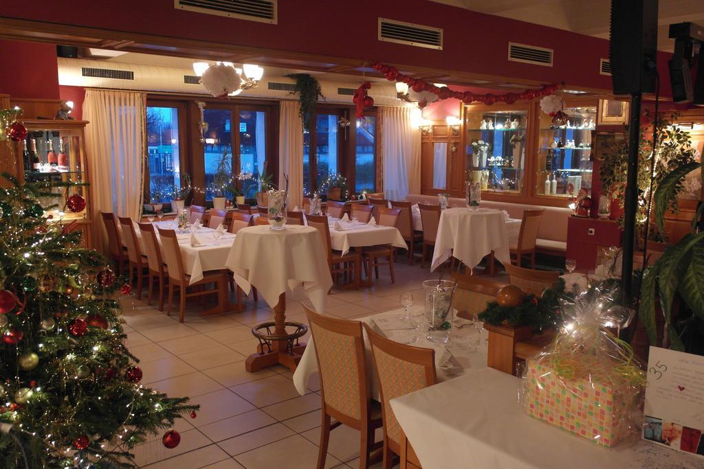 Hotel Jahnhaus Langenfeld  Buitenkant foto